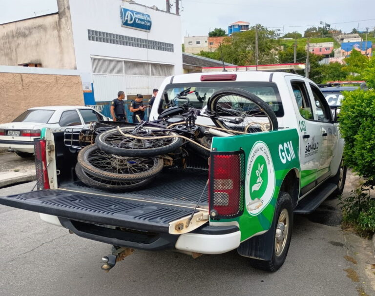 Jacareí faz campanha de alerta do uso ilegal de bicicletas motorizadas